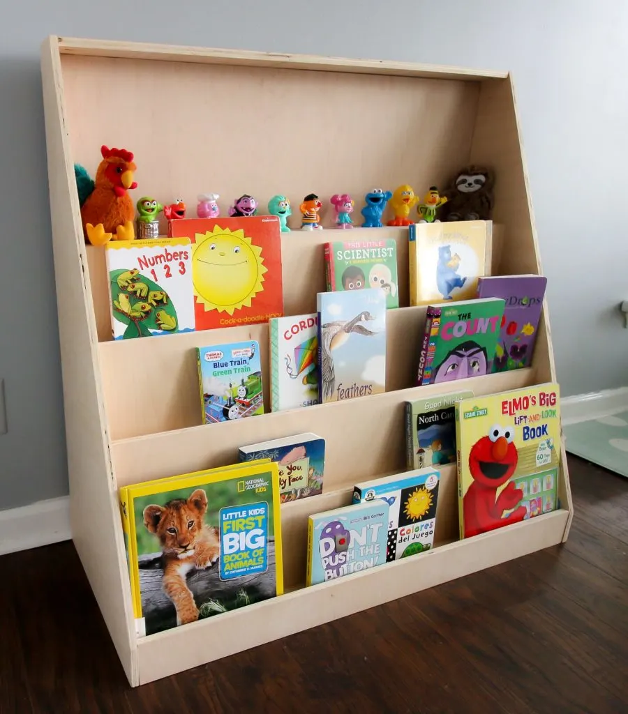 DIY Montessori front-facing bookshelf - Charleston Crafted