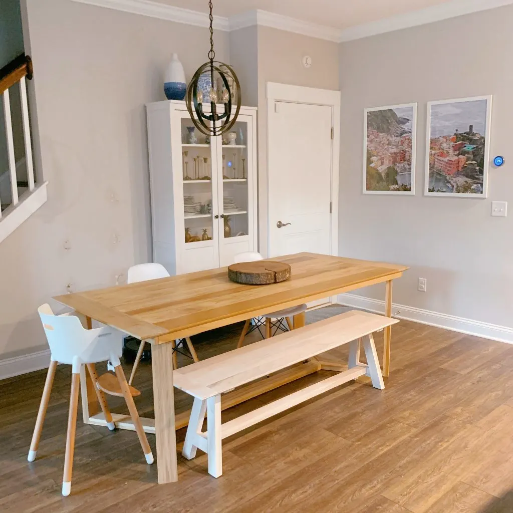 Sherwin Williams Agreeable Gray in a Dining Room