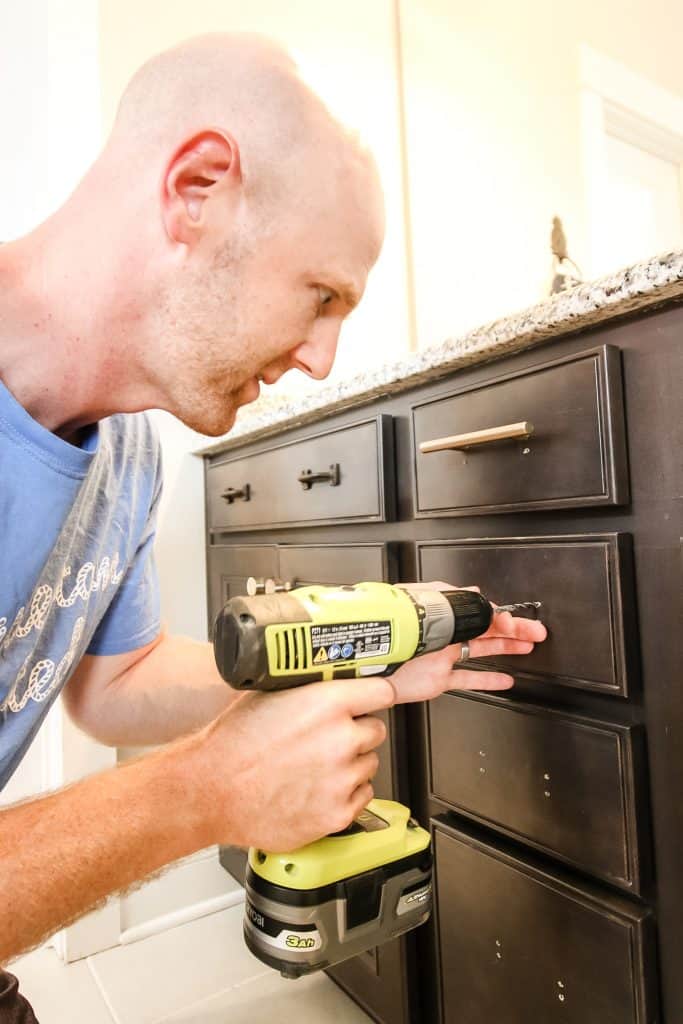 How to replace cabinet hardware