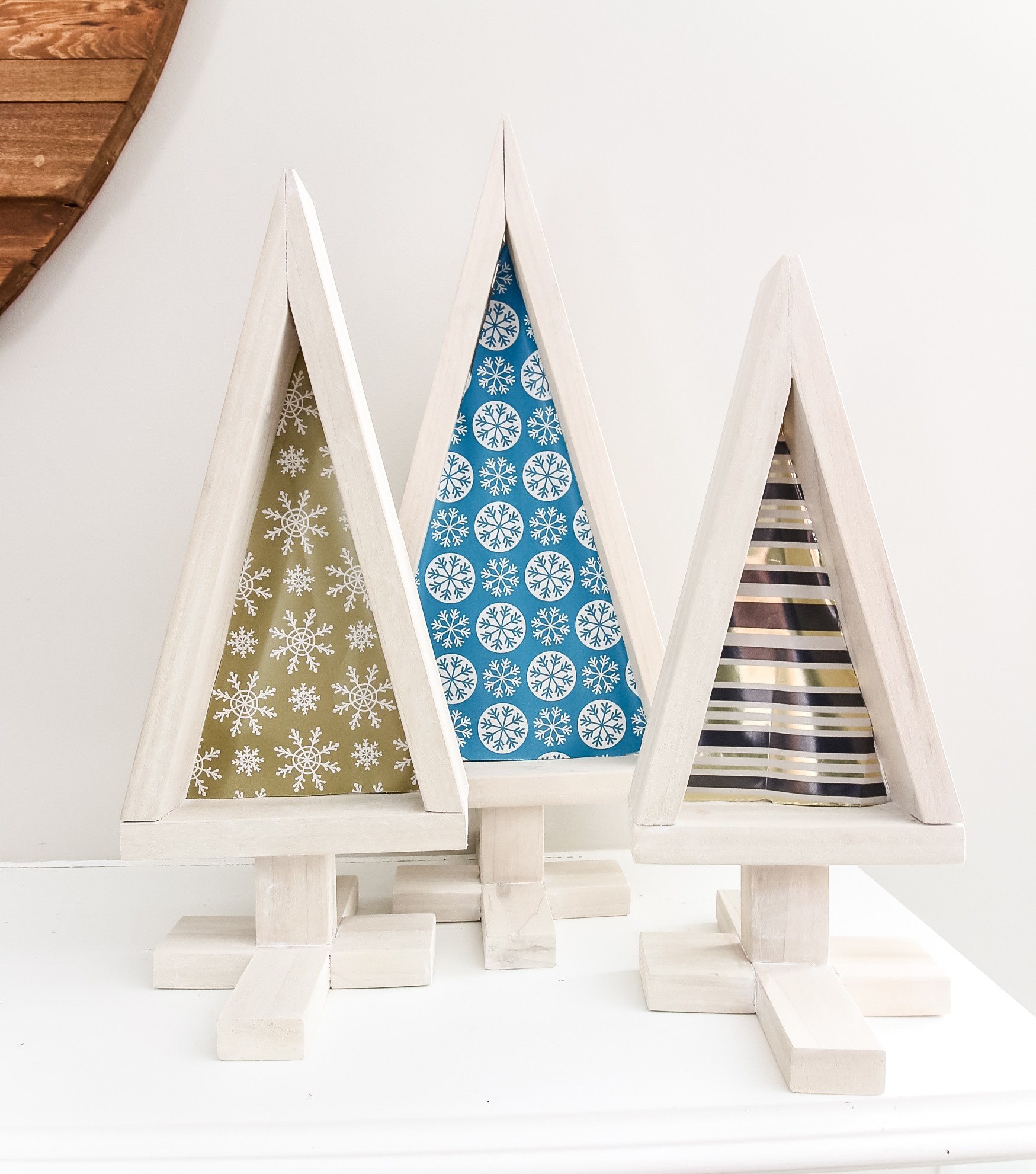 DIY wooden tabletop Christmas trees