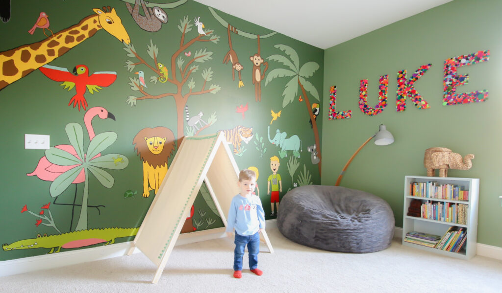 jungle theme toddler bedroom