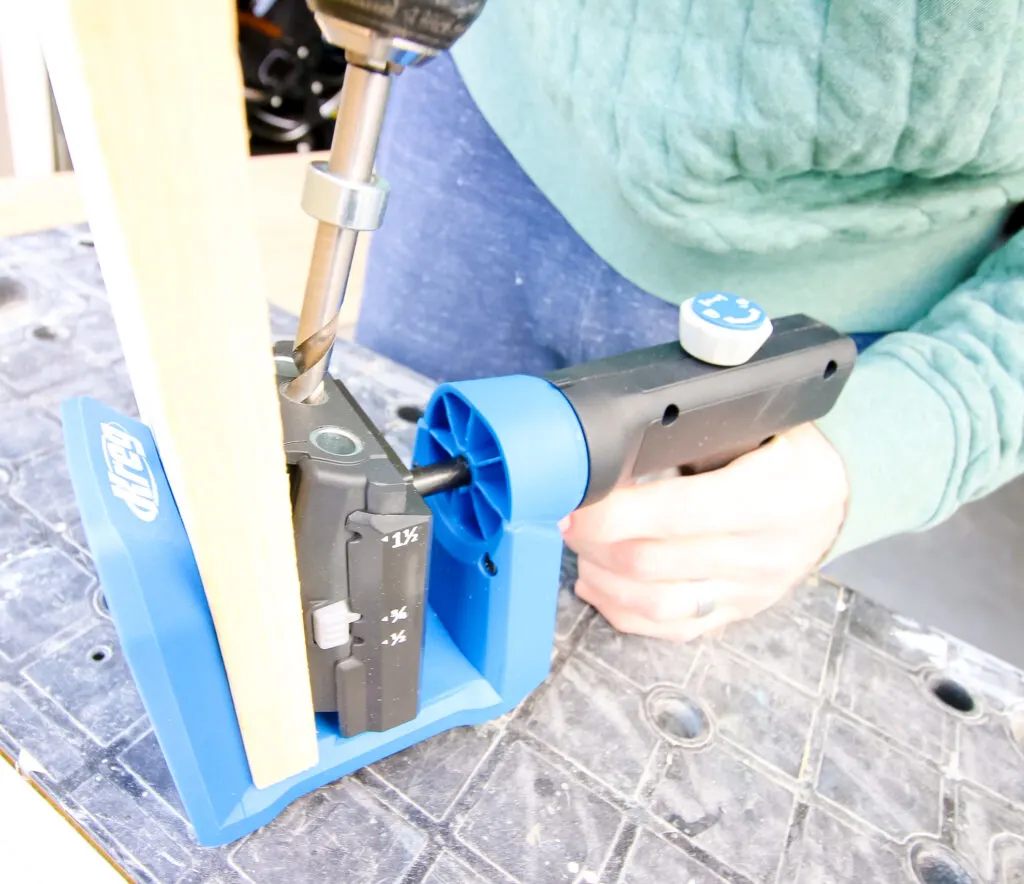 Drilling with Kreg Jig 520 Pro