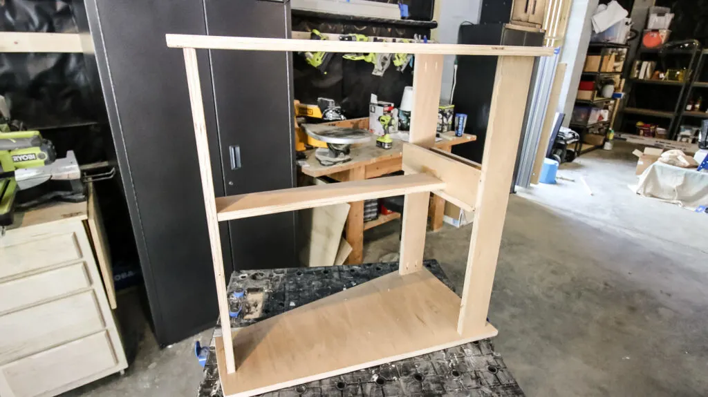 Attaching top to scroll saw stand