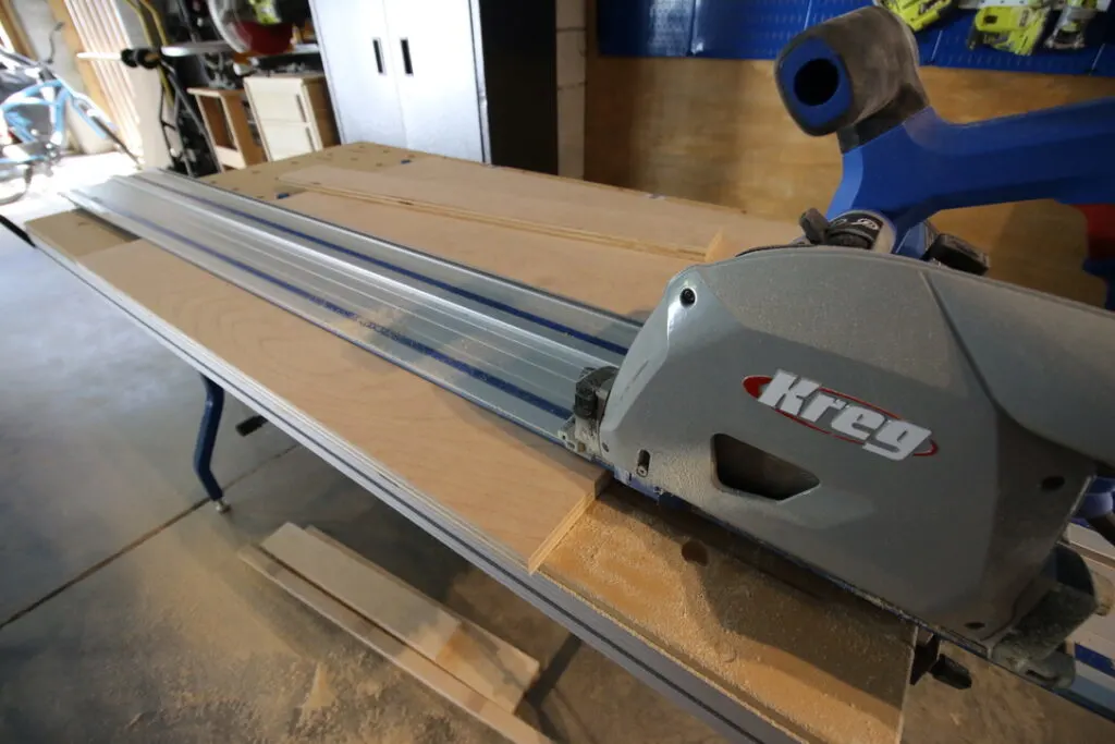 Kreg Adaptive Cutting System cutting plywood
