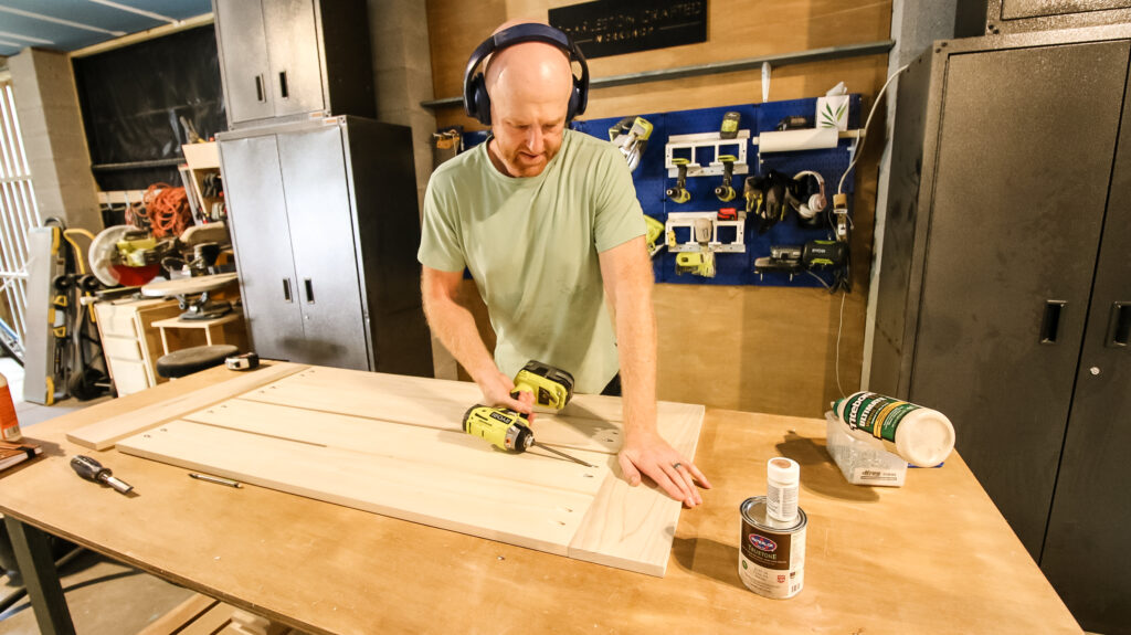 Assembling top of coffee table