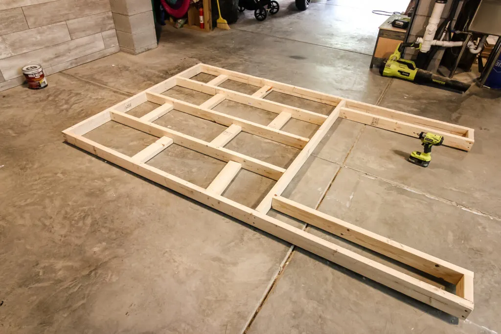 Building a pop out frame for fireplace with 2x4 boards