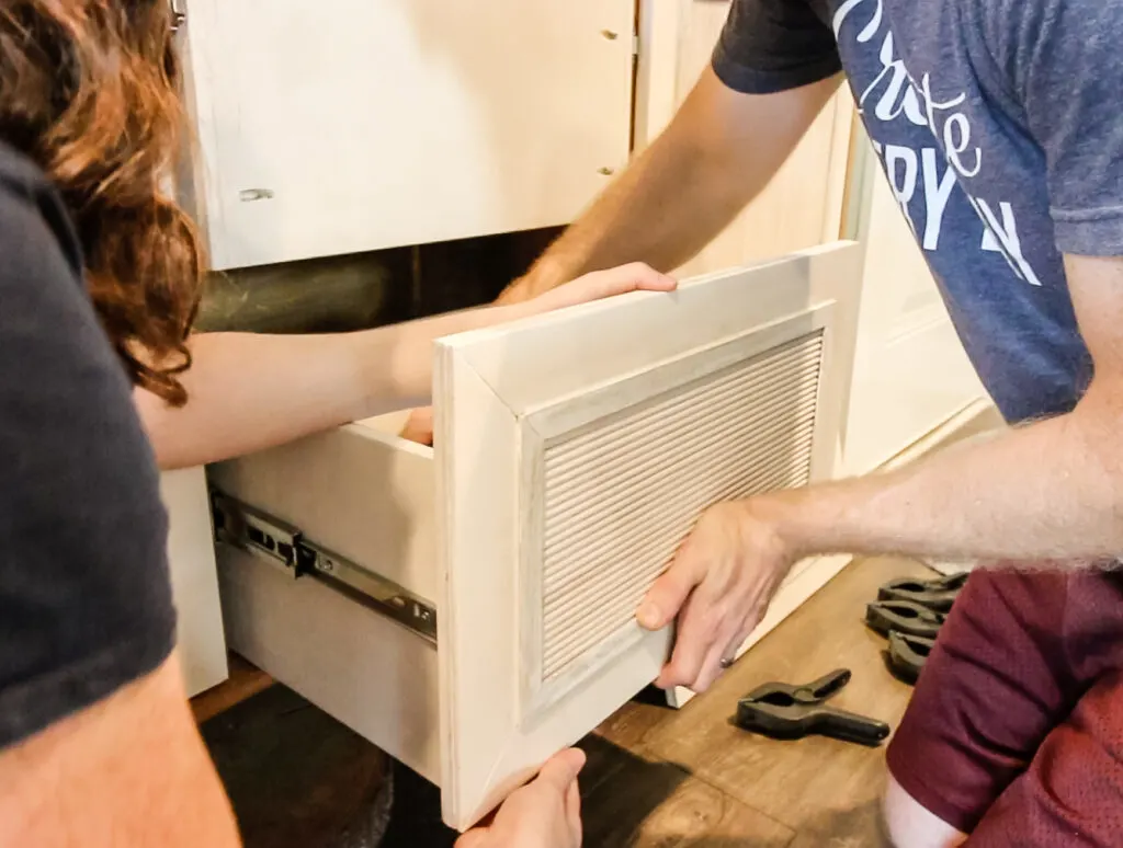 Gluing drawer face to drawer box