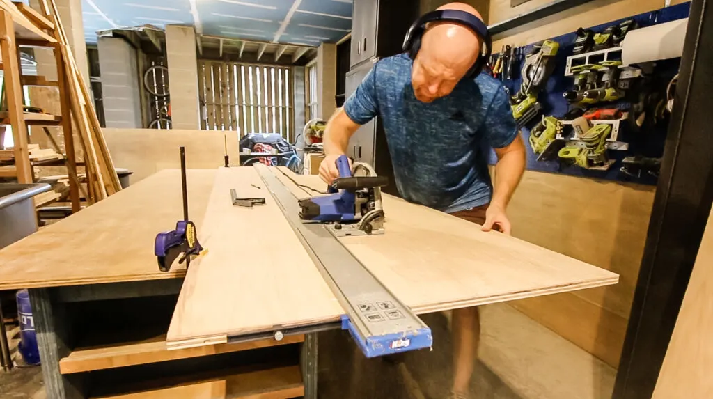 Cutting plywood with Kreg Straight Edge Guide