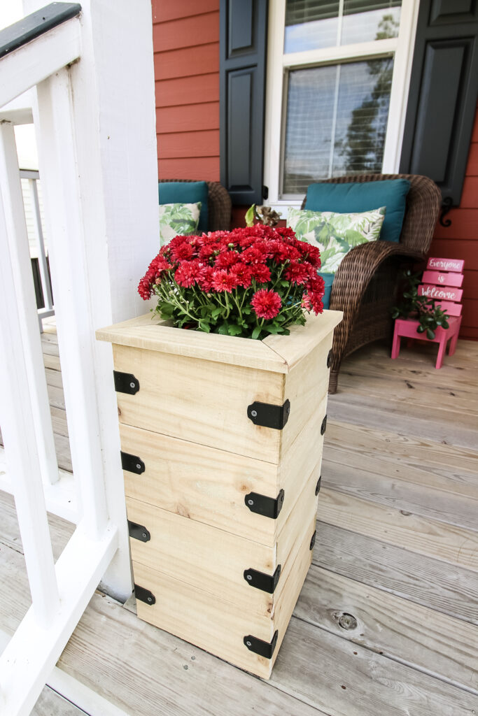 Planter with mums