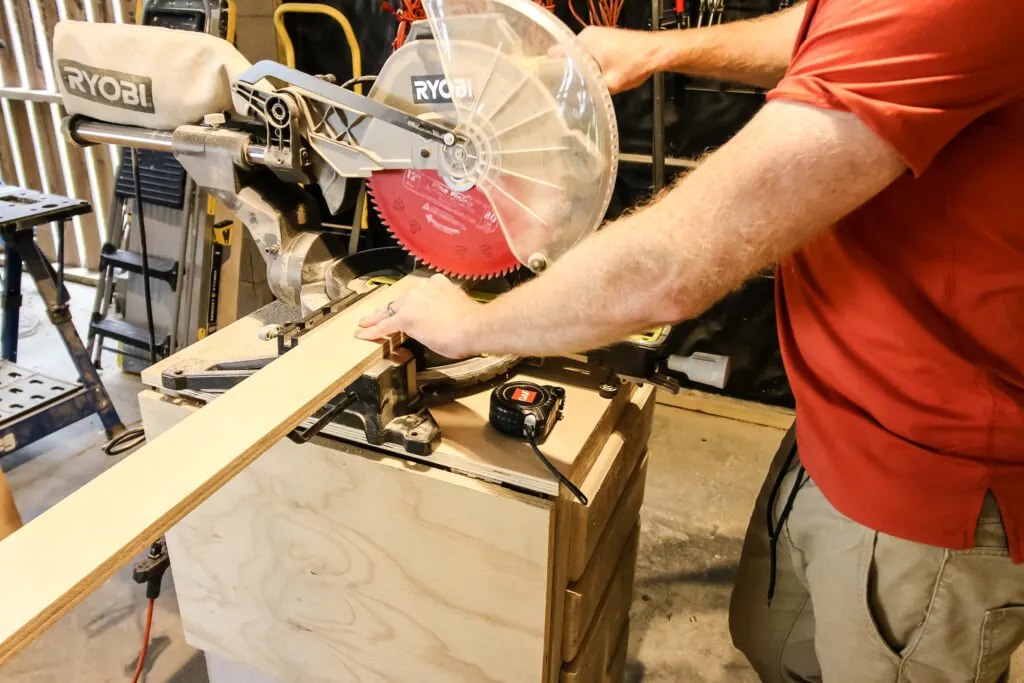 Cutting plywood for spice drawer organizer