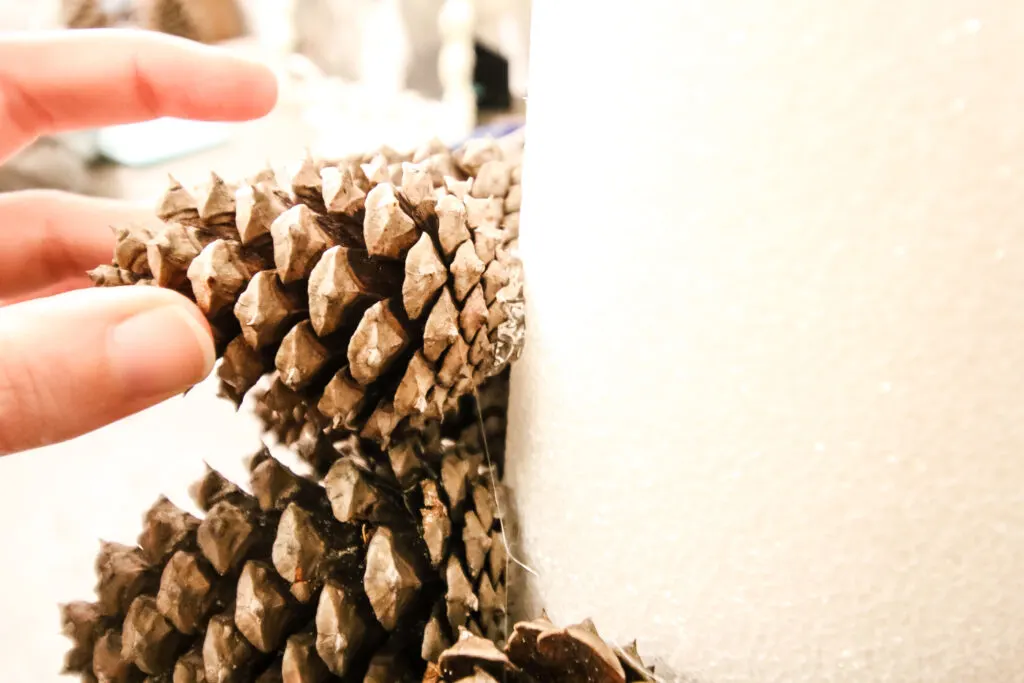 How to make a tabletop cone pine cone Christmas tree