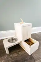 How to build a DIY self-filling cat food dispenser