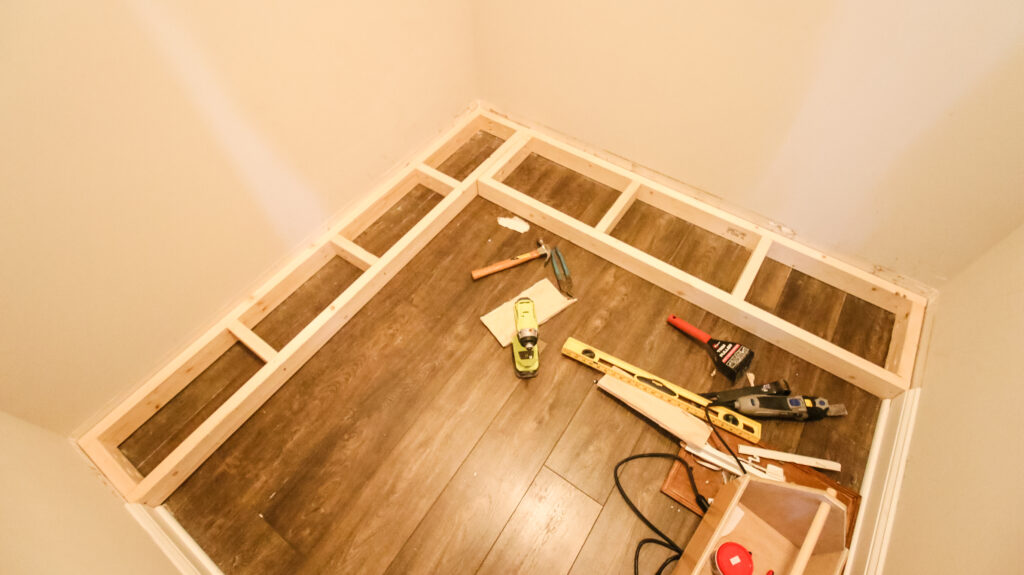 2x4 base in custom walk in closet