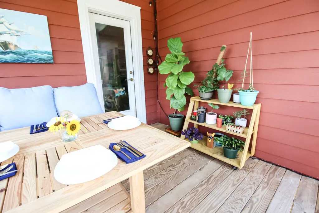 screened porch after