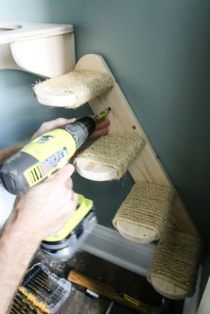 Mounting DIY cat stairs to wall