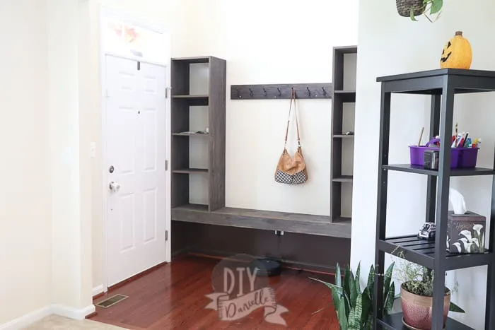 https://www.charlestoncrafted.com/wp-content/uploads/2022/08/diy-entryway-storage-bench-10-of-10.jpg.webp