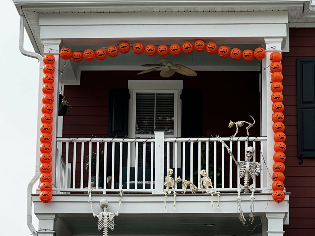 Pumpkin arch garland