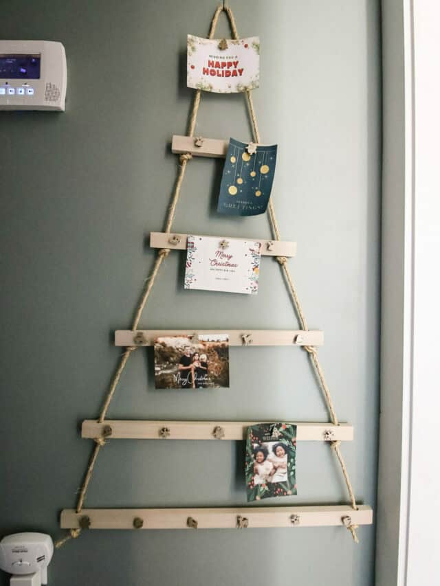 DIY Christmas Card wall display
