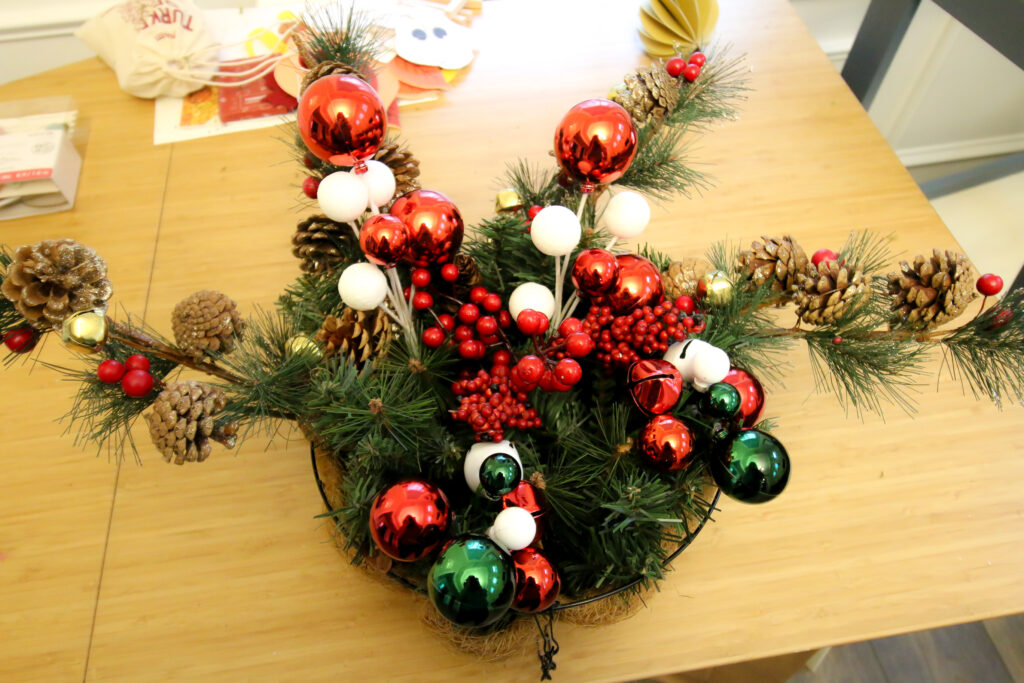 christmas hanging basket