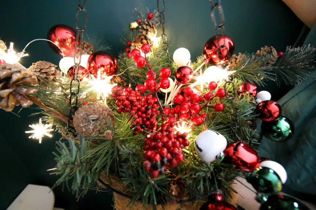 christmas hanging basket