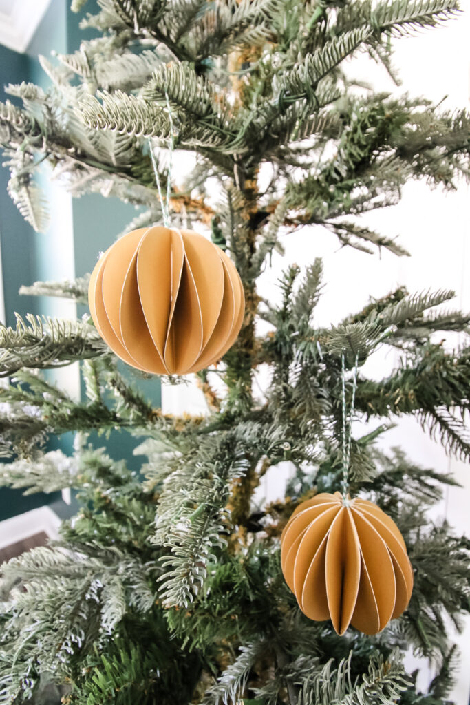 DIY paper ball christmas ornaments