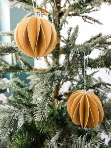 DIY paper ball christmas ornaments