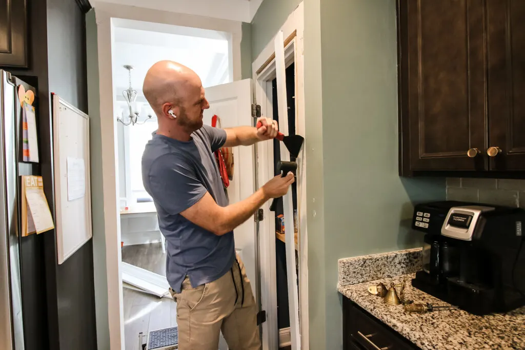 Removing molding around doorframe
