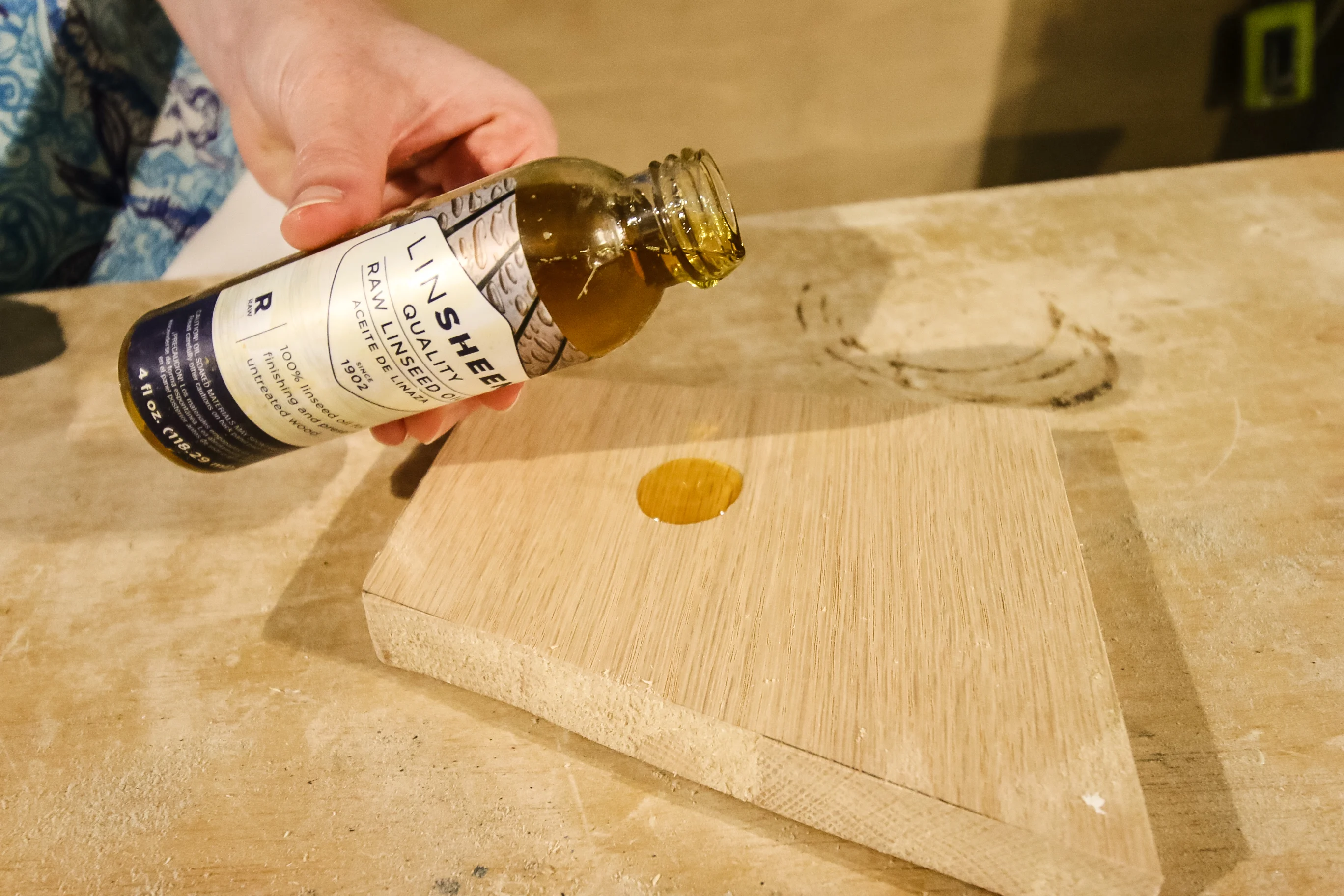 pouring linseed oil