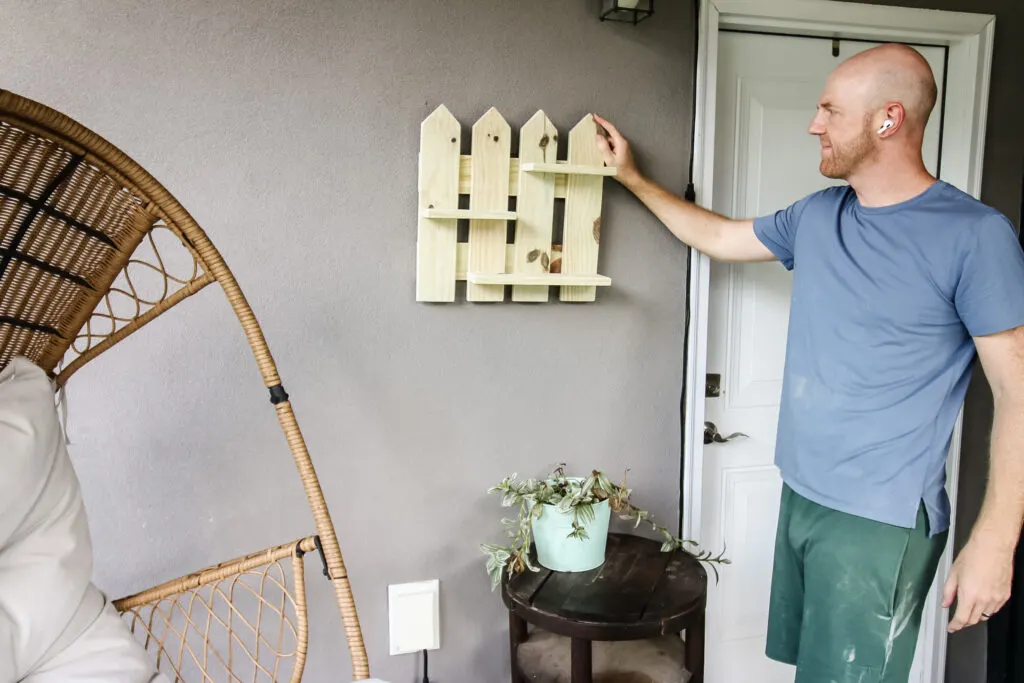 Hanging picket fence plant stand