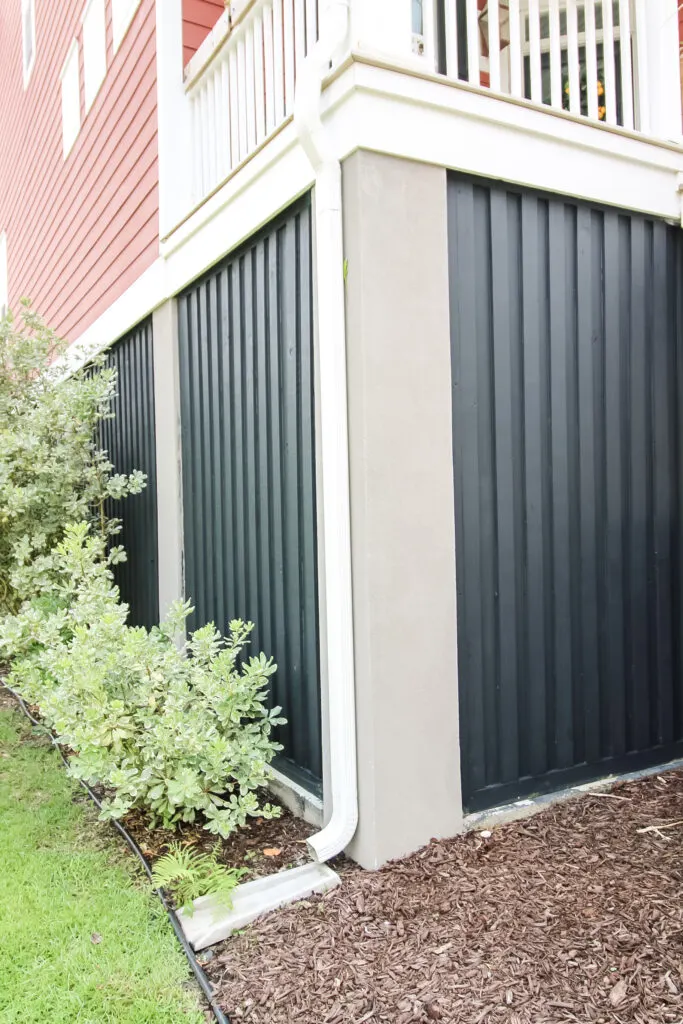 Enclosed garage slats