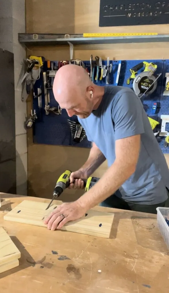 Assembling bases of plant stand