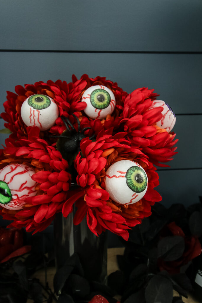 eyeball plant halloween