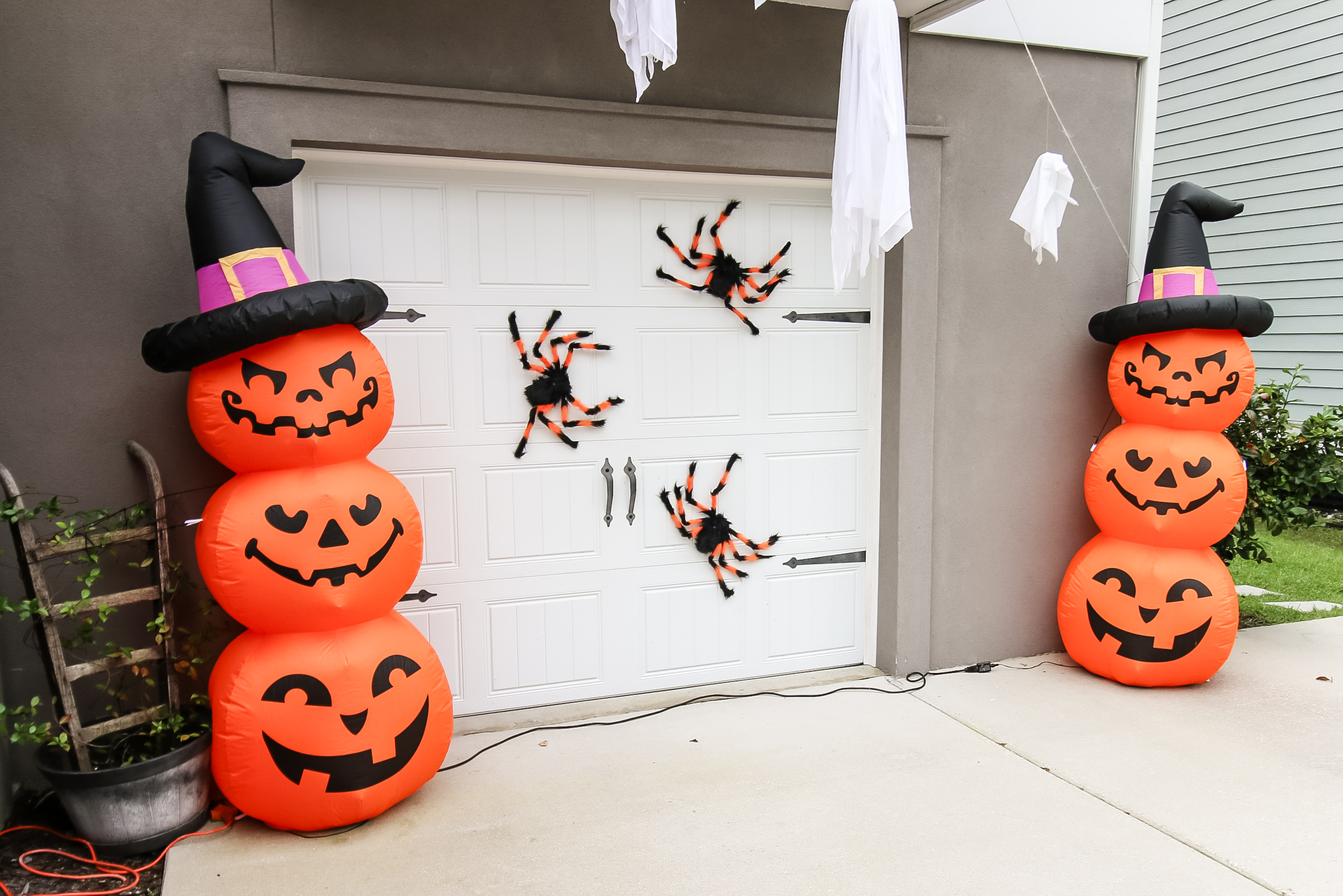 inflatable pumpkin stacks
