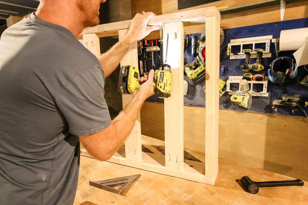 Attaching mattress supports of porch bed swing