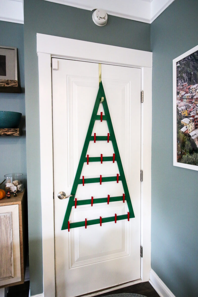 DIY hanging Christmas card holder