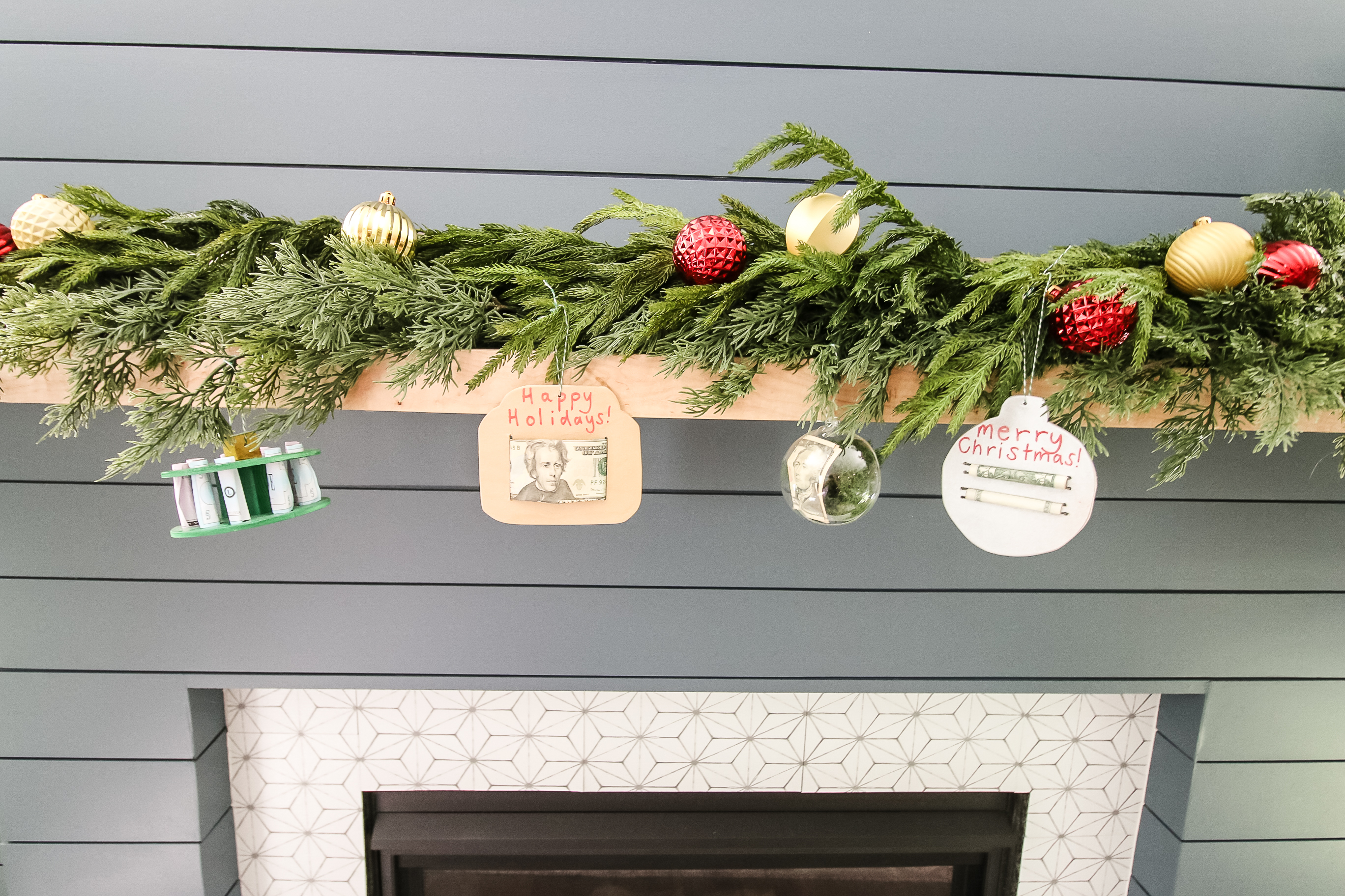 DIY money ornament - Charleston Crafted