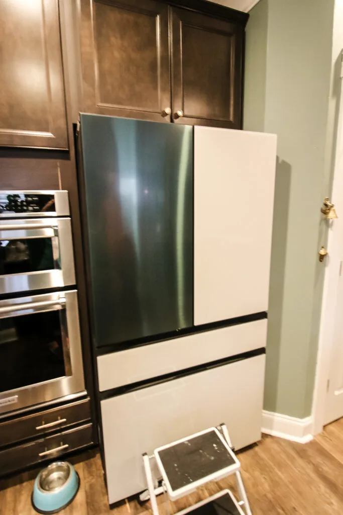 samsung bespoke fridge with mismatched panels