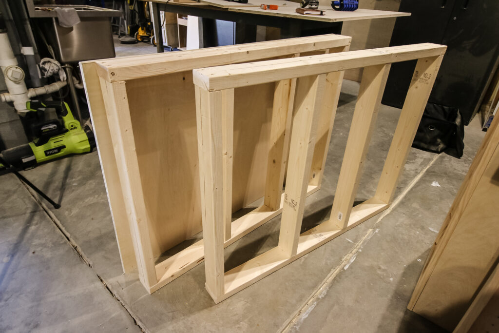 Side frames of island