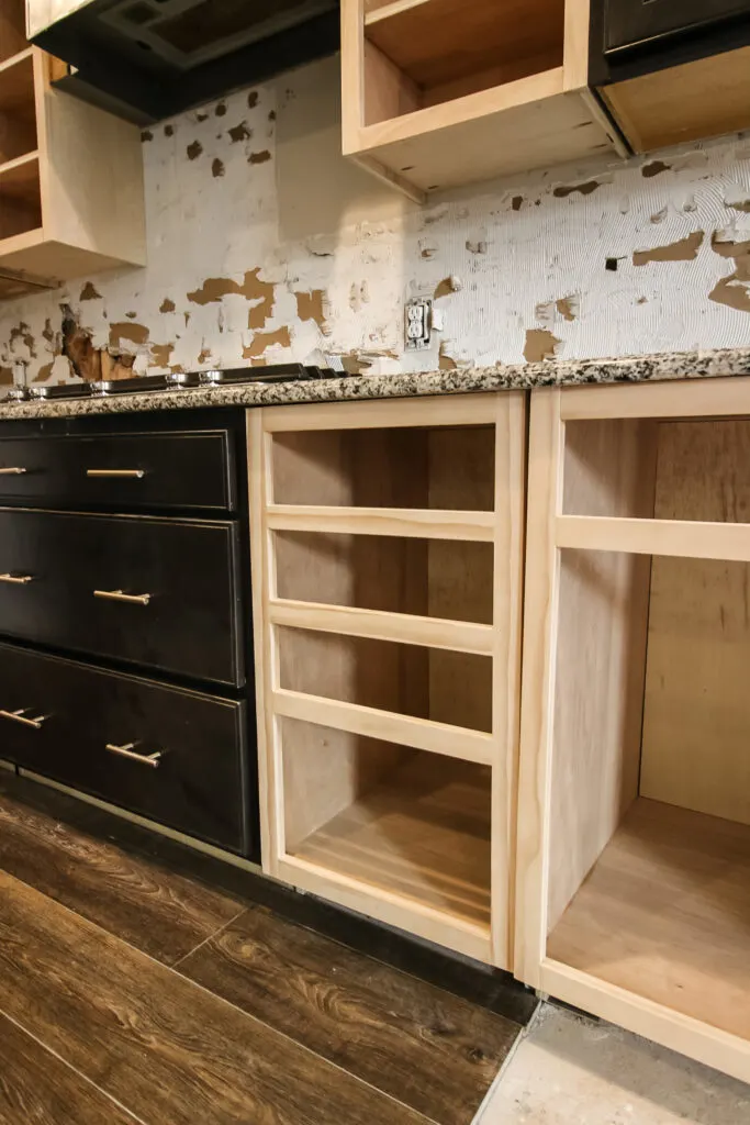 Base cabinet with drawers in place