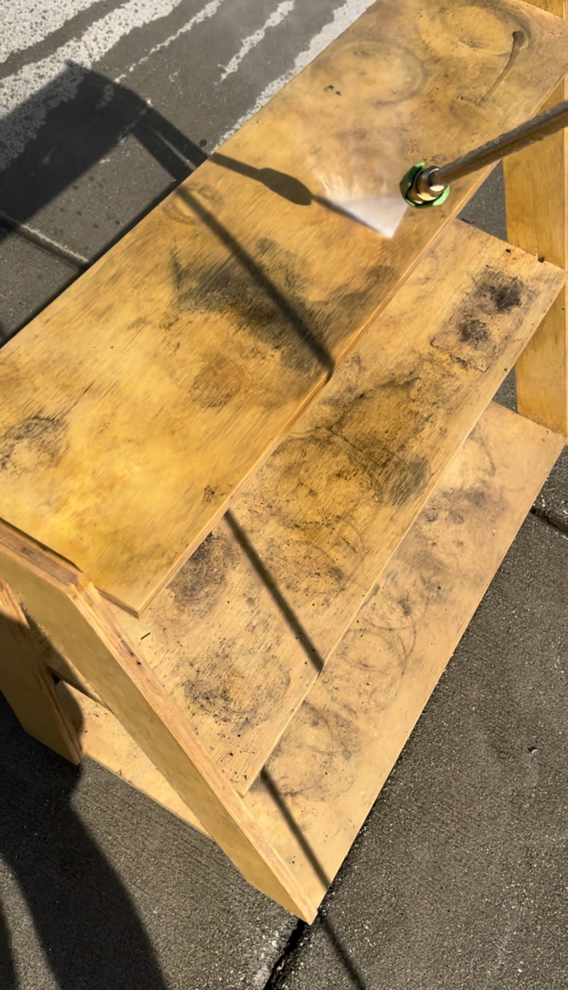 pressure washing wood furniture