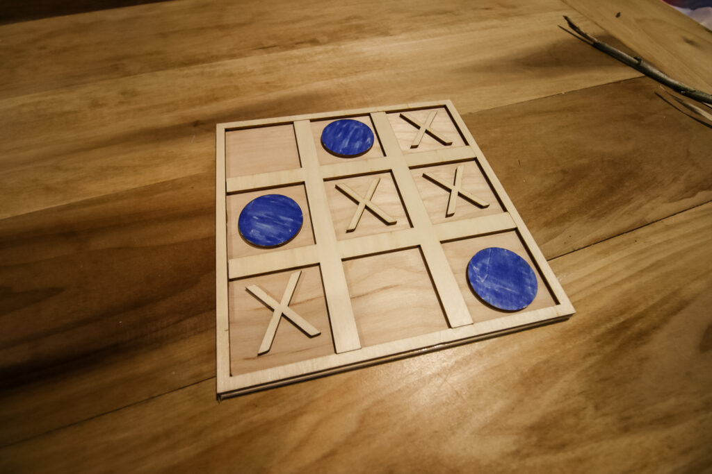 laser cut tic tac toe board