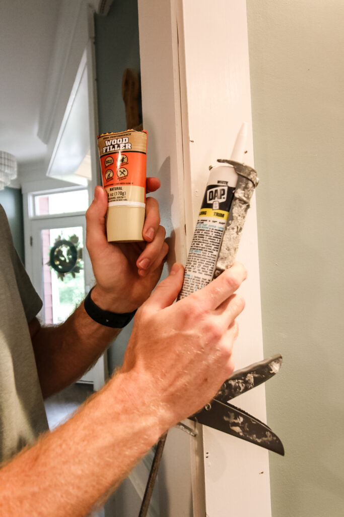 wood filler vs caulk