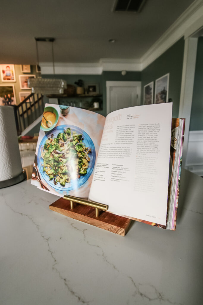 diy cookbook holder with cookbook