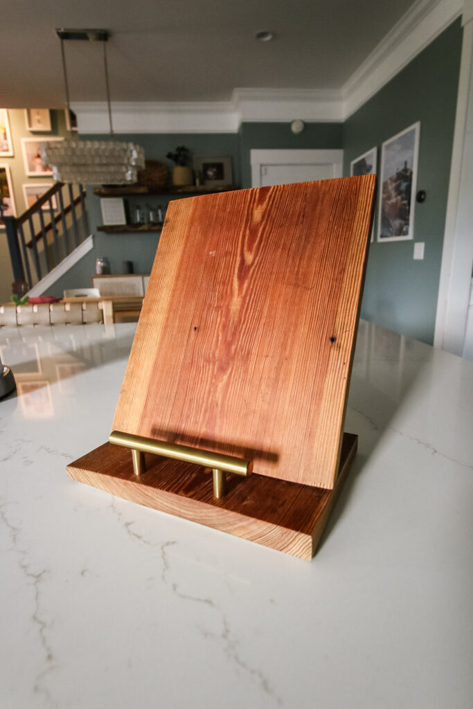 one board cookbook holder